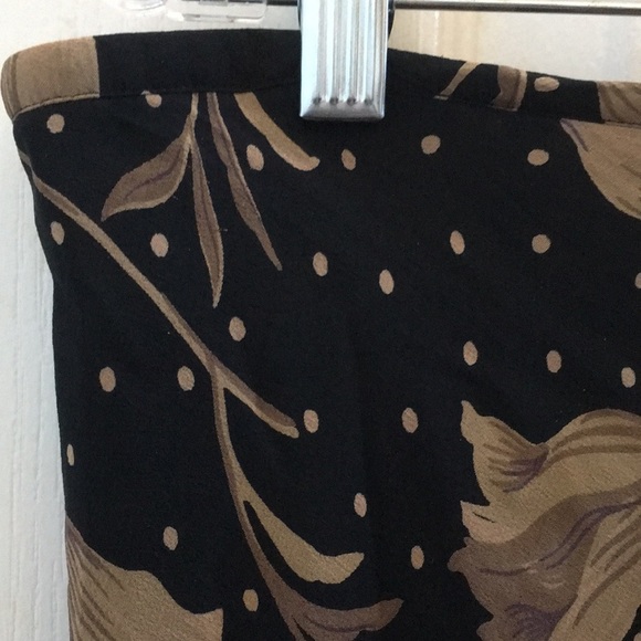 FINAL MARKDOWN Ladies’ R. J. Collection silk Skirt (L) - Picture 4 of 10